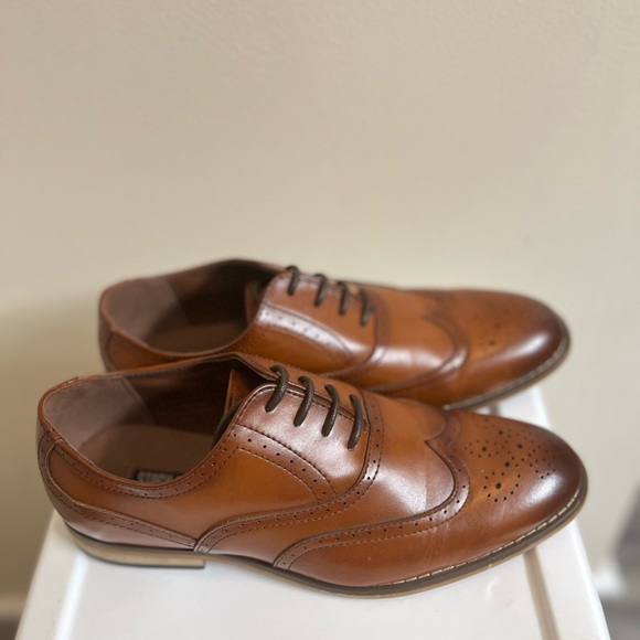 Stacy Adams Boys MacArthur Wingtip Oxford Shoes Sz 4M Cognac Brown Lace Up - Picture 1 of 8
